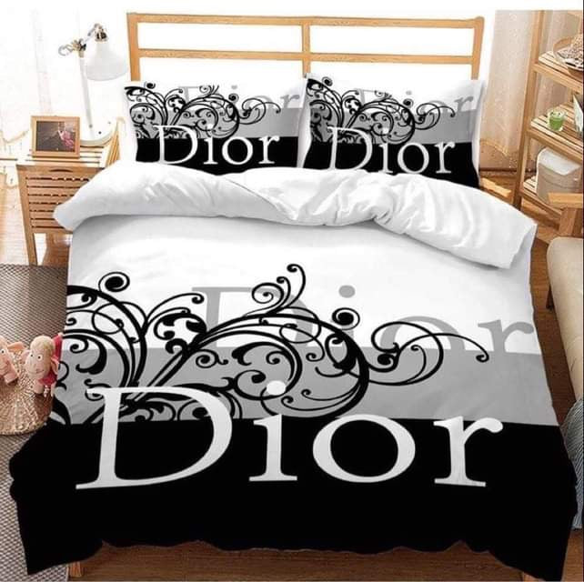 Classic Bedding Set