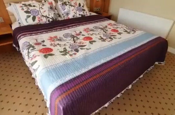 Quilted Bedspread Set