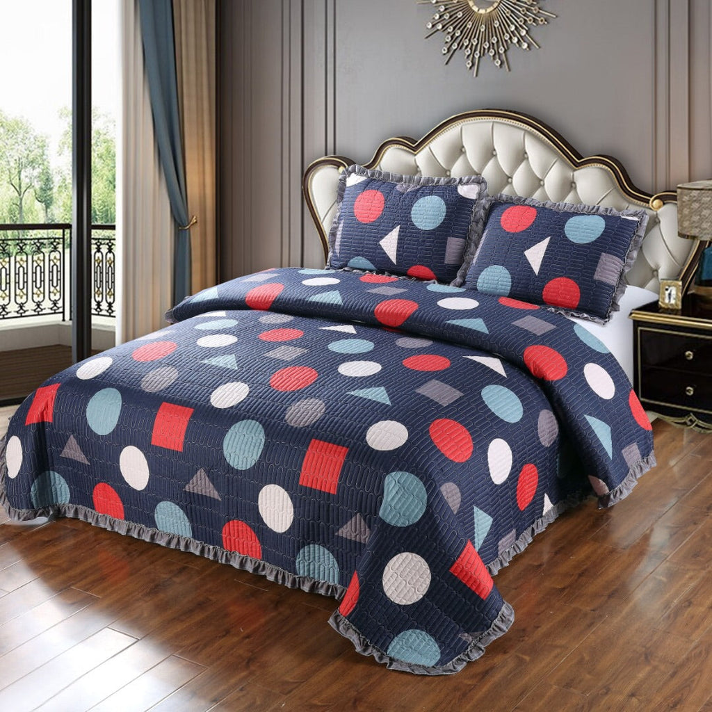 Quilted Bedspread Set.