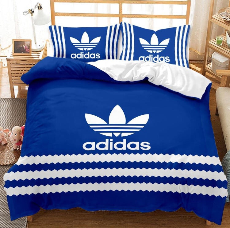 Adis Duvet Cover Set.